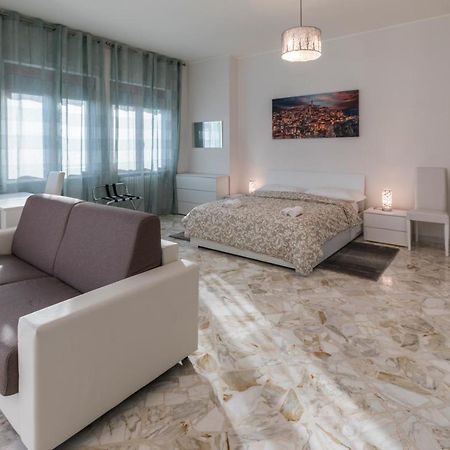 XX Settembre Matera - Room And Relax エクステリア 写真