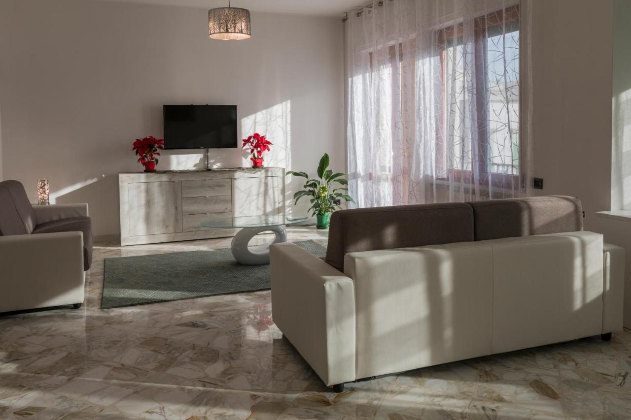 XX Settembre Matera - Room And Relax エクステリア 写真
